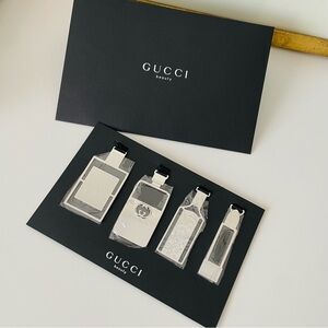 Gucci‎ Metal Charm Set